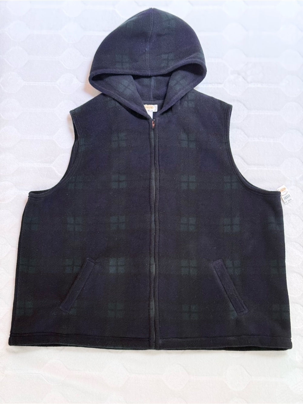 Talbots Woman Plus Size 3XW Black Watch Plaid Fleece Hooded Zip Vest Pocket